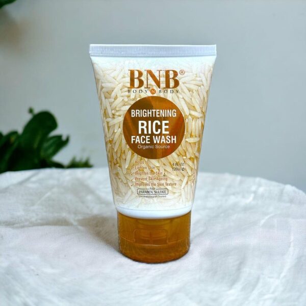 Brightening & Hydrating Face Wash | 120ml Smooth Liquid | 1 Pcs