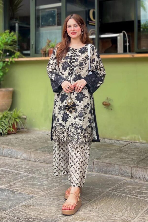Women's Stitched Printed Khaddar Suit - 3 Pcs in Off White - Image 3